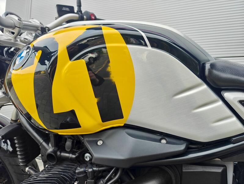 BMW R Nine T