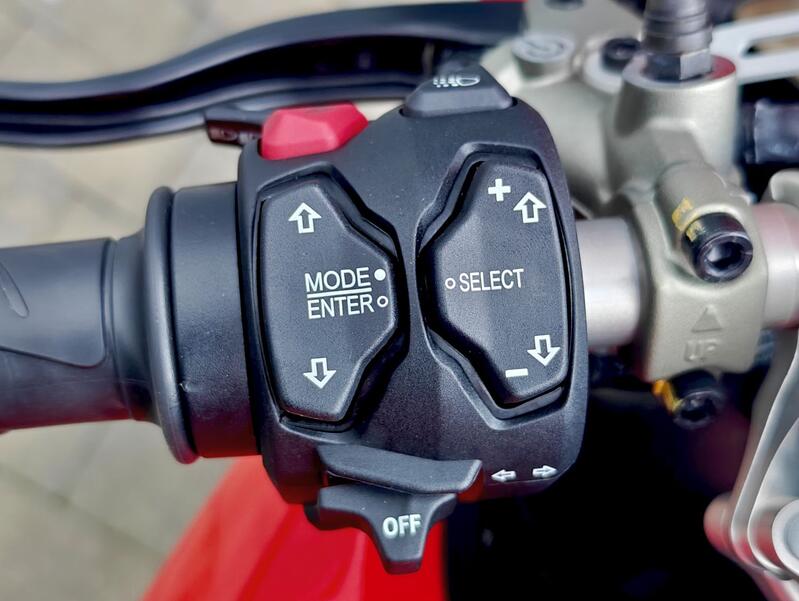 DUCATI Panigale V4