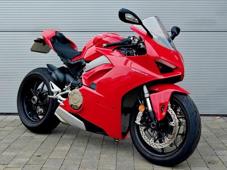 DUCATI